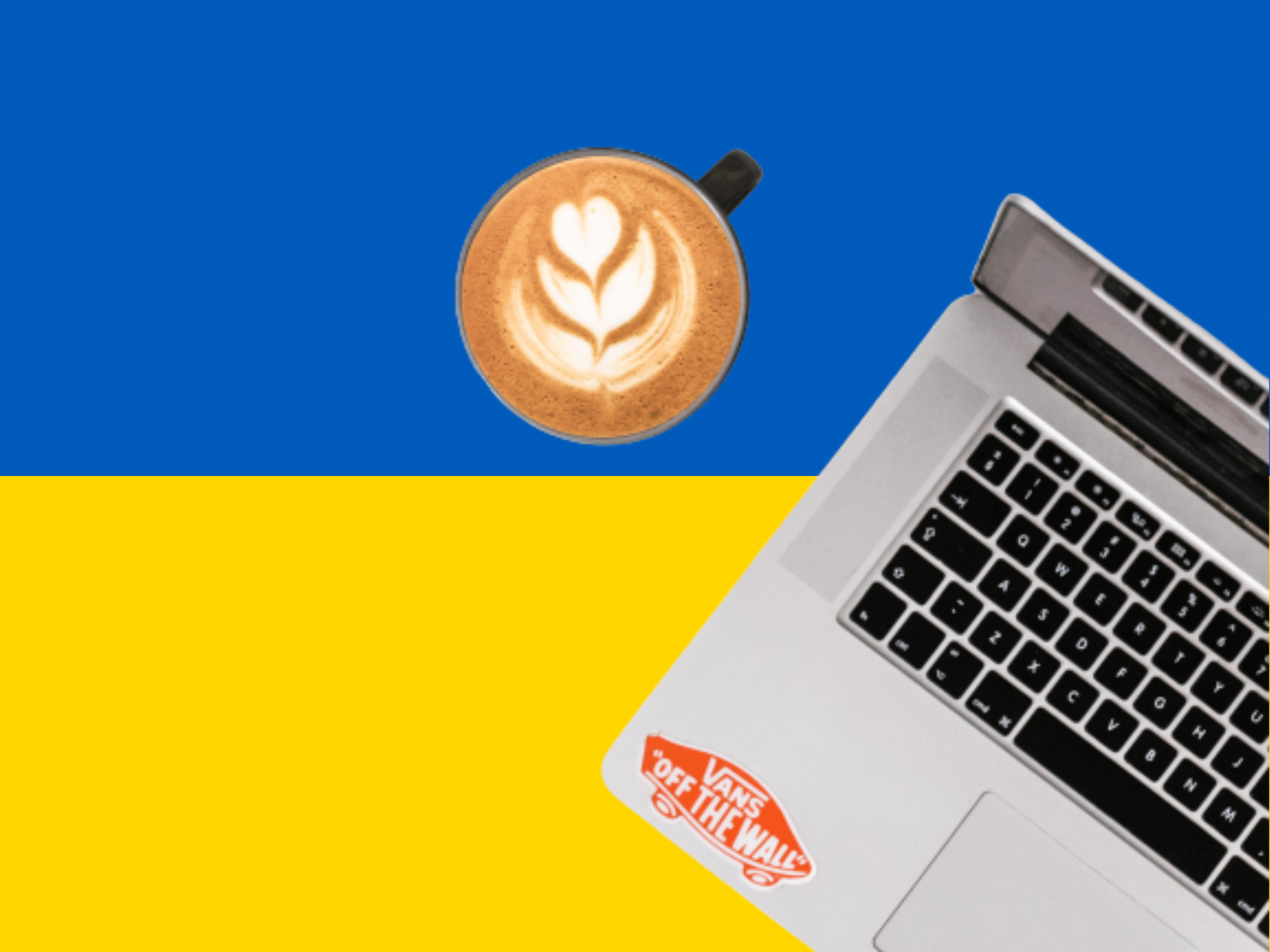Café et Mac sur drapeau Ukraine